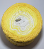 Halos et Wings Gradient Yarn With Shimmer