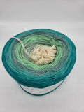Prêt à expédier - 4 plis, 500 yds Bright Lights Gradient Yarn
