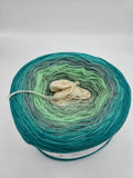 Prêt à expédier - 4 plis, 500 yds Bright Lights Gradient Yarn