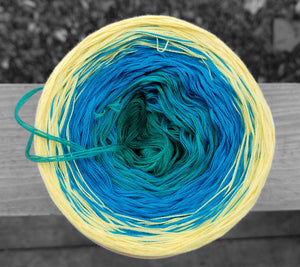 Damien (reverse) Gradient Yarn With Shimmer